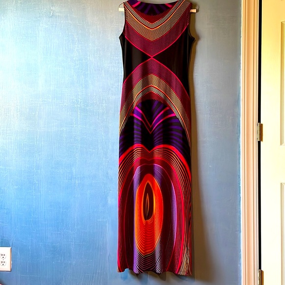 Sleeveless multi colored long dress - Picture 2 of 2